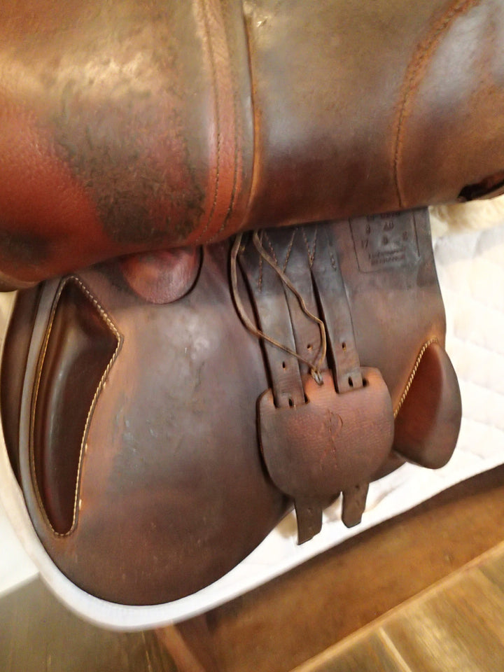 17.5" Antares Classique Saddle - 2016 - 3AB Flaps - 5" dot to dot