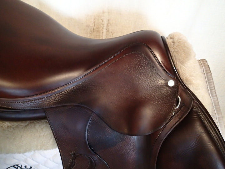 17.5" Antares Classique Saddle - 2016 - 3AB Flaps - 5" dot to dot