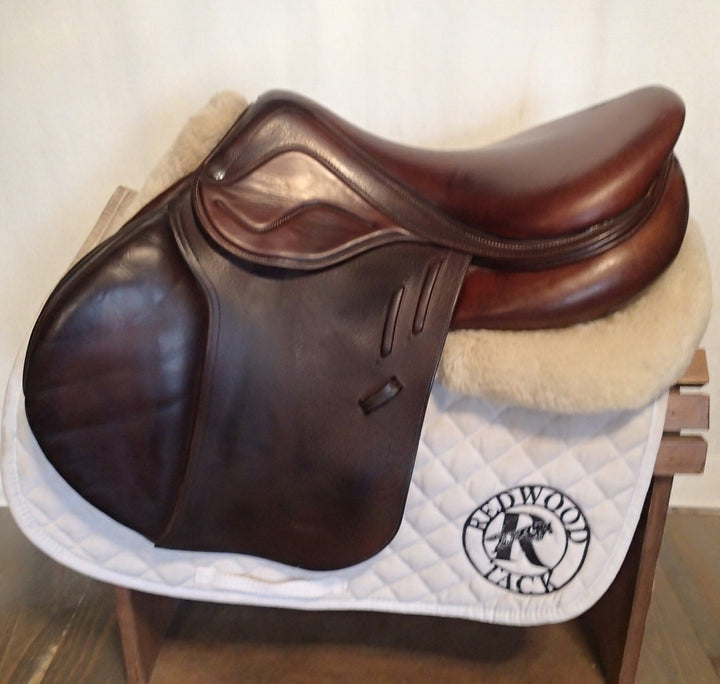 17.5" Devoucoux Biarritz Lab Saddle - 2019 - 2AA Flaps - 4.5" dot to dot