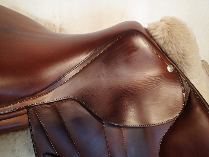 17" Butet Premium Saddle - Full Calfskin - 2018 - L Seat - 1 Flaps - 4.25" dot to dot (972)