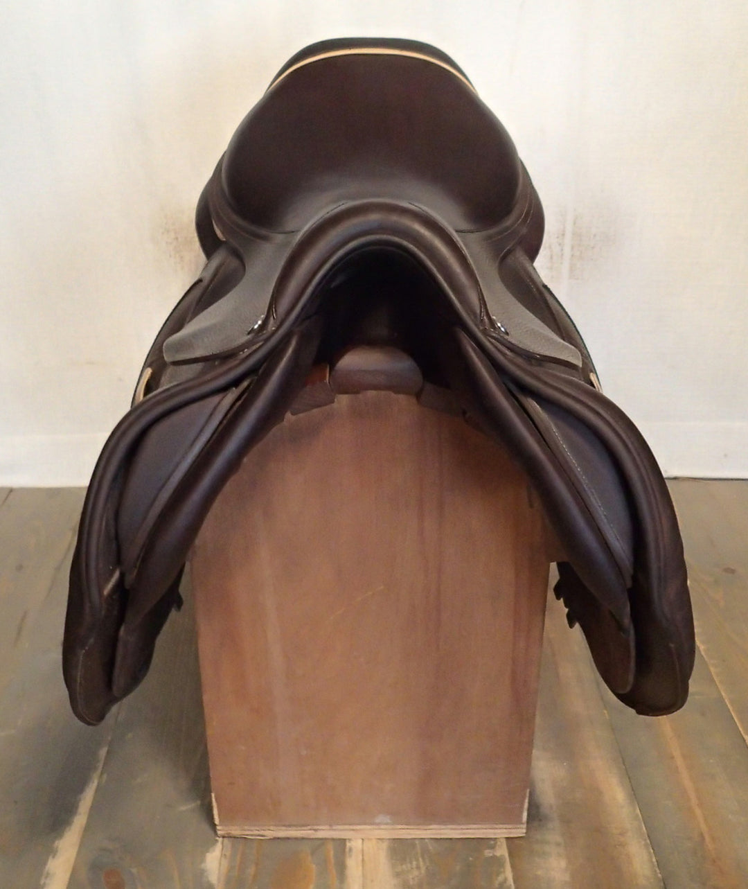 17.5" CWD Hunter 2Gs Saddle - 2020 - 2L Flaps - SE25 - Pro Panels (974)