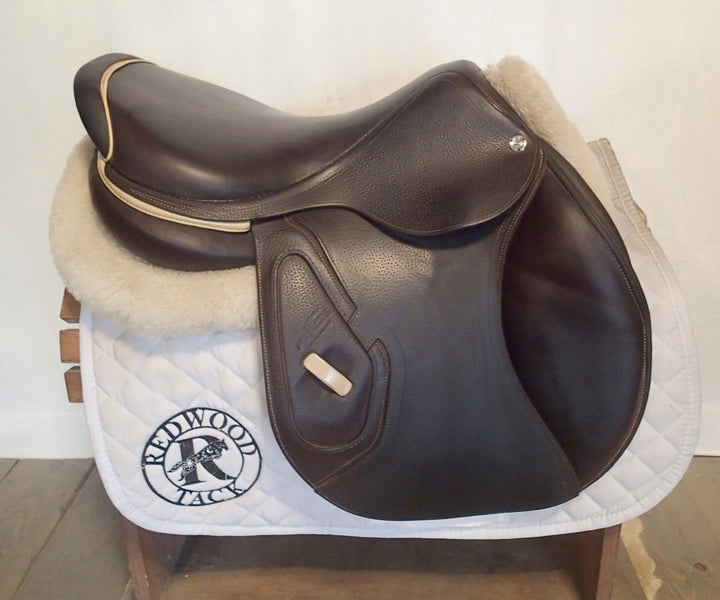 17.5" CWD Hunter 2Gs Saddle - 2020 - 2L Flaps - SE25 - Pro Panels (974)