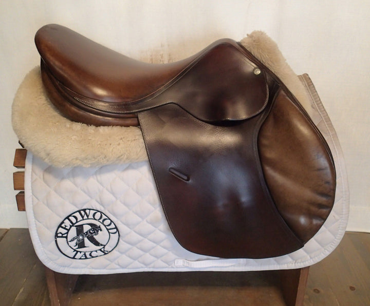 17" Butet Saddle - 1996 - L Seat - 1 Flaps - 4.25" dot to dot (975)