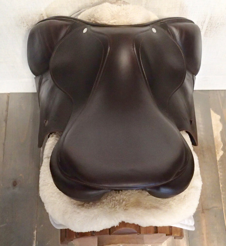 17" Antares Connexion Saddle - Full Buffalo - 2019 - 2N Flaps - 5" dot to dot (976)