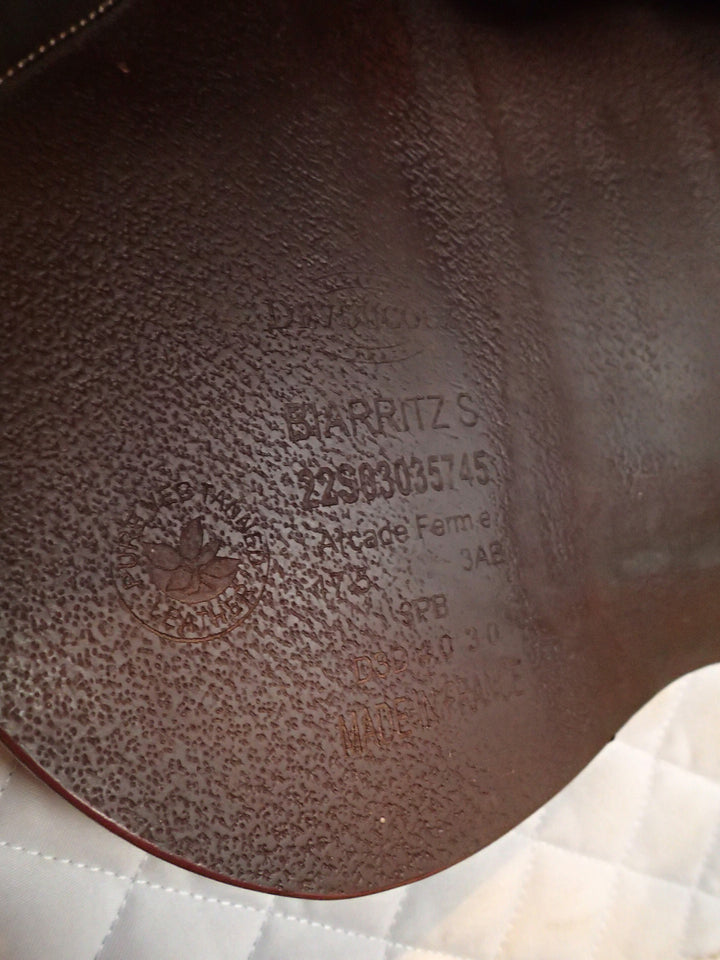 17.5" Devoucoux Biarritz S Saddle - 2022 - 3AB Flaps - 4.5" dot to dot (977)