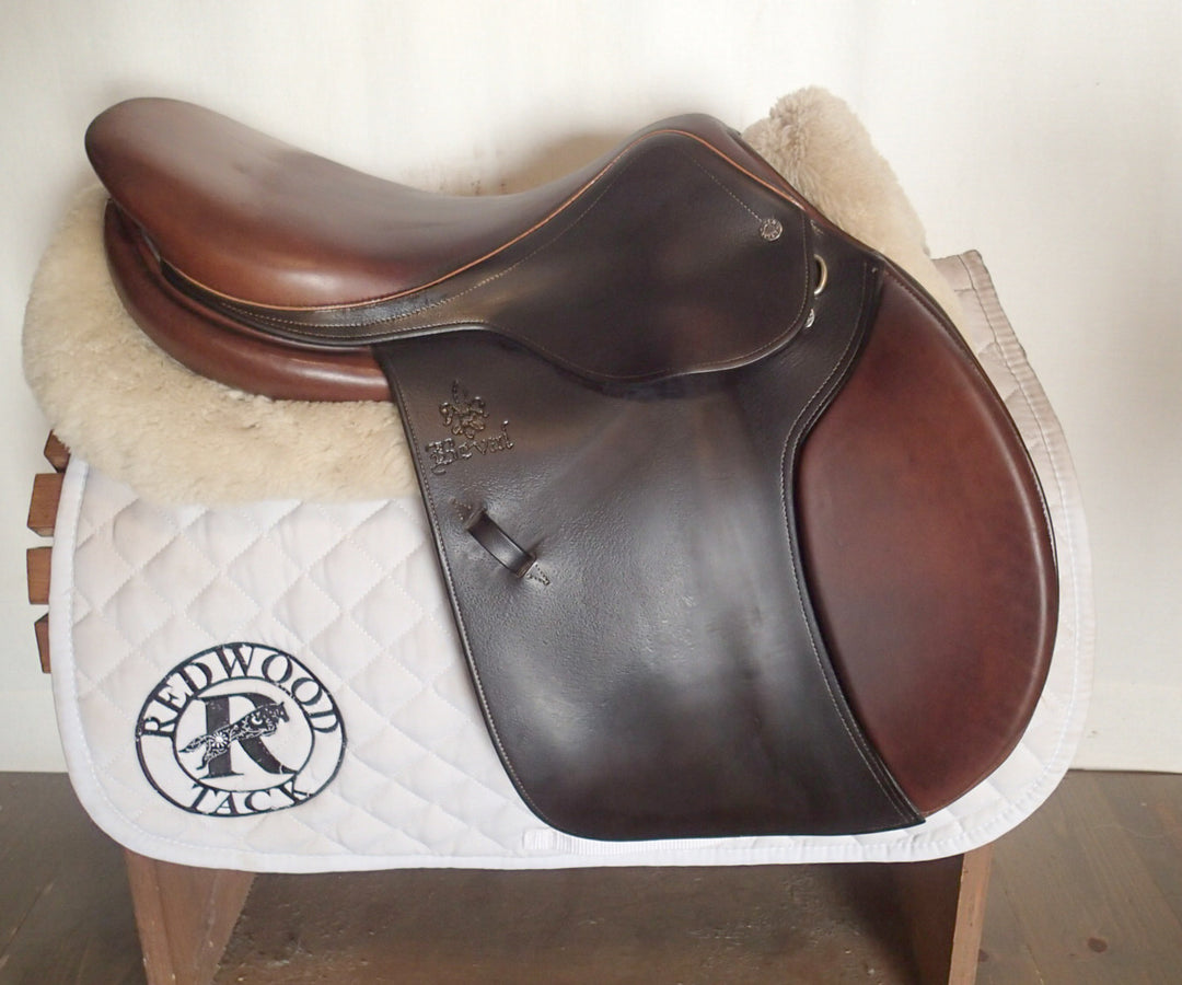 16.5" Beval Artisan Saddle - 2015 - 4.5" dot to dot (981)