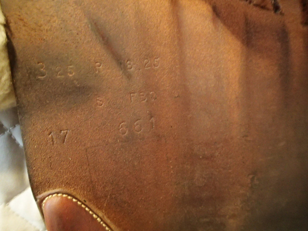 18" Butet Saddle - 2017 - P Seat - 3.25 Flaps - 4" dot to dot (982)