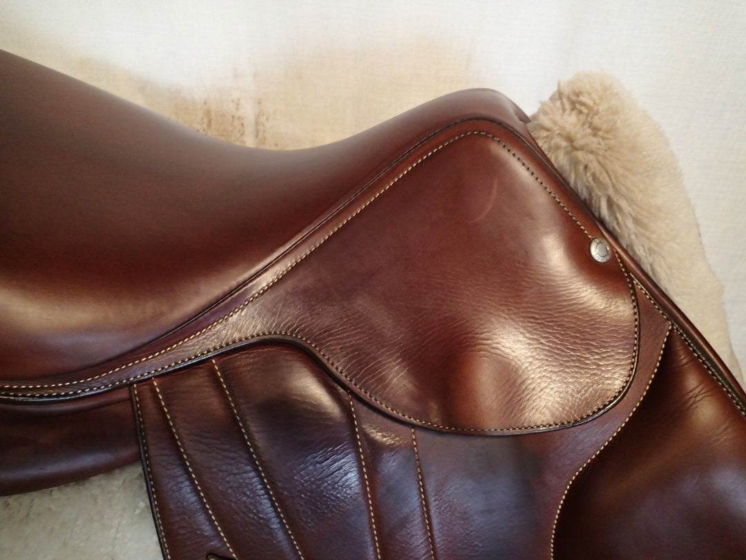 16" Butet Premium Saddle - Full Calfskin - 2022 - L Seat - 1.75 Flaps - 4.5" dot to dot (984)
