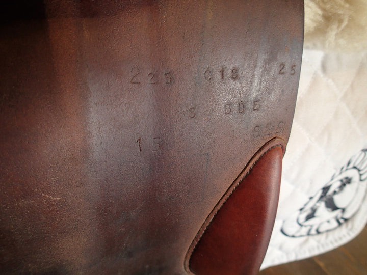 18" Butet Premium Saddle - Full Calfskin - 2015 - C Seat - 2.25 Flaps - 4.75" dot to dot (989)