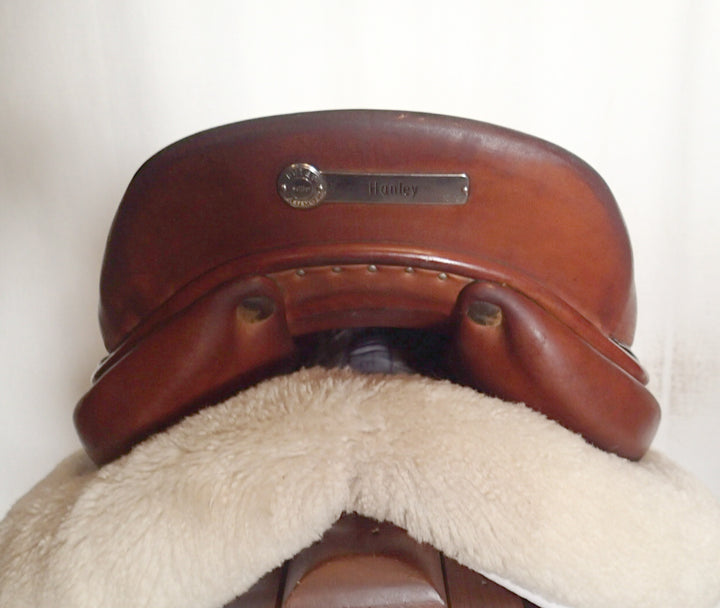 18" Butet Premium Saddle - Full Calfskin - 2015 - C Seat - 2.25 Flaps - 4.75" dot to dot (989)