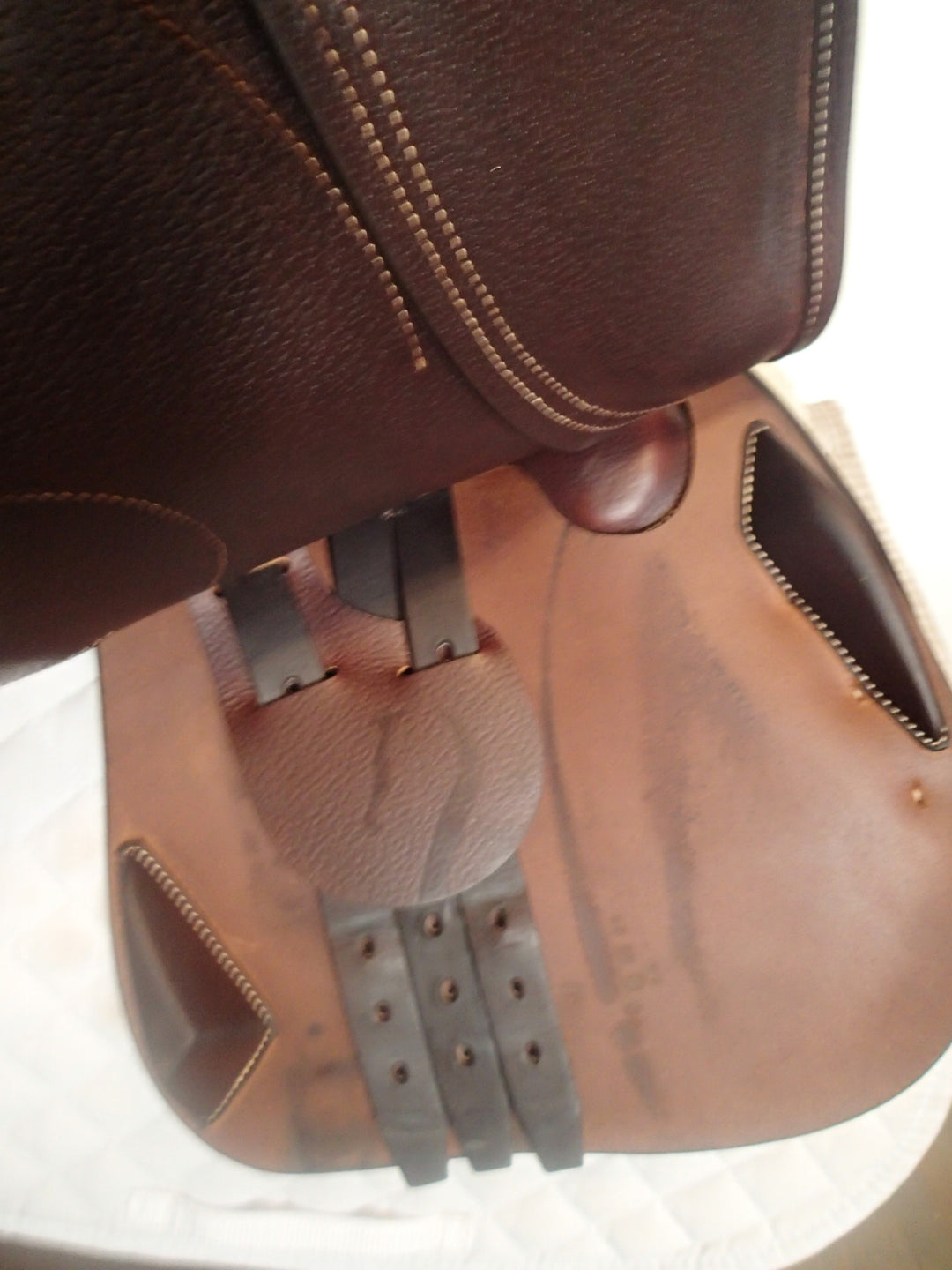 17" Antares Evolution Saddle - Full Buffalo - 2023 - 2NB Flaps - 4.5" dot to dot (990)