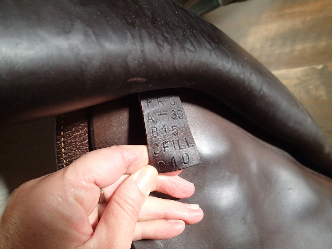 17.5" Voltaire Palm Beach Saddle - Full Buffalo - 2018 - 3A Flaps - 4.75" dot to dot - Pro Panels (991)