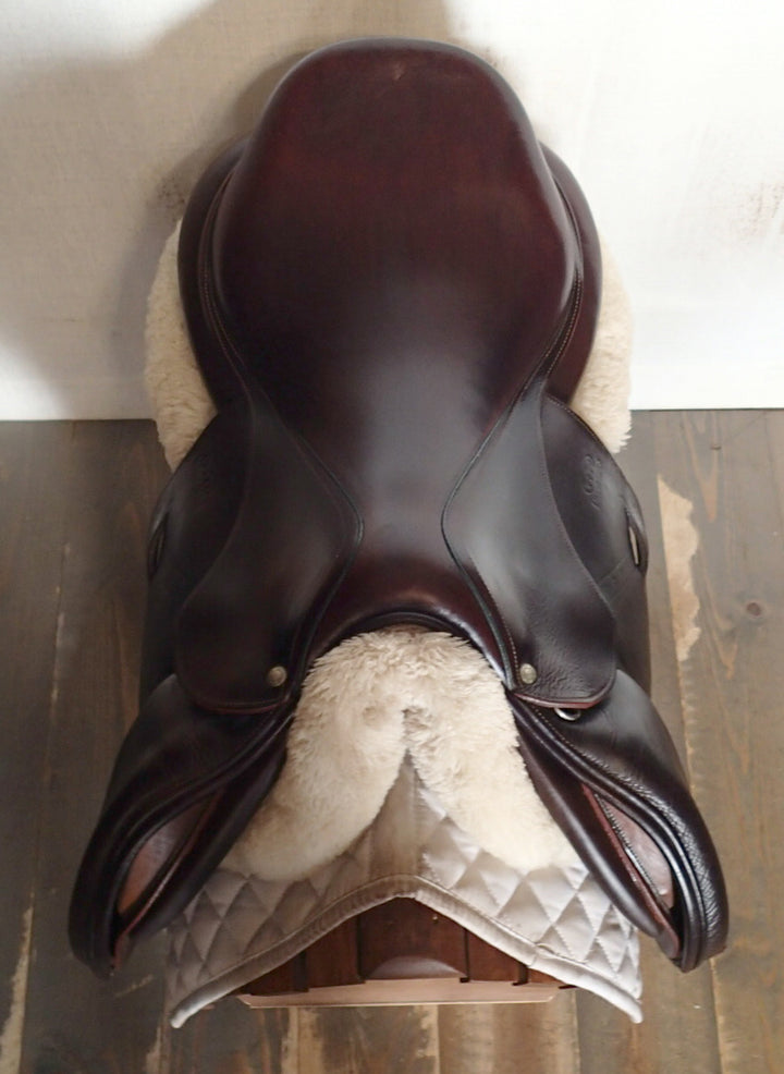 18" Devoucoux Oldara Saddle - Full Buffalo - 2013 - 4AA Flaps - 4.75" dot to dot (994)