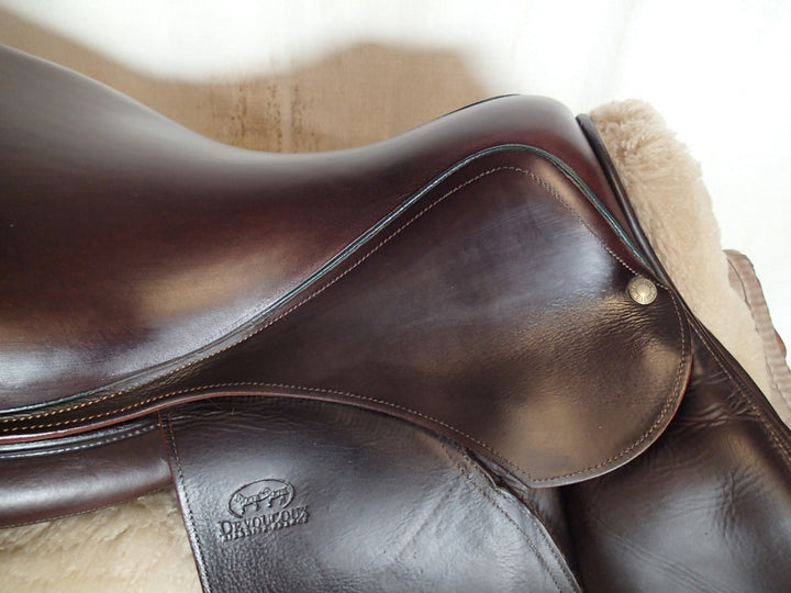 18" Devoucoux Oldara Saddle - Full Buffalo - 2013 - 4AA Flaps - 4.75" dot to dot (994)