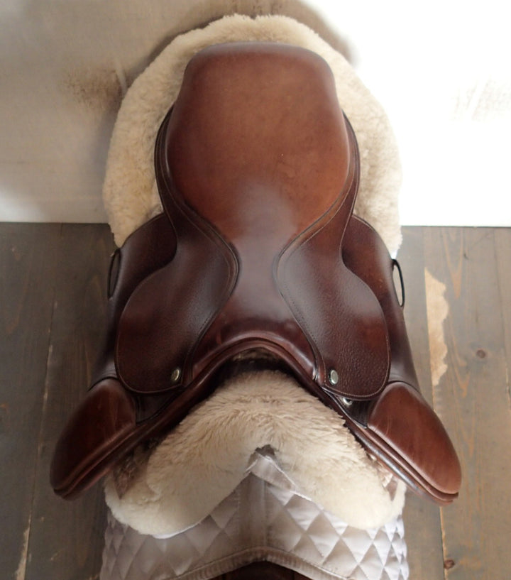 14.5" Beval LTD Junior / Pony Saddle - 4.5" dot to dot (996)