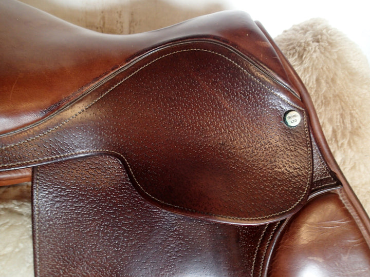 14.5" Beval LTD Junior / Pony Saddle - 4.5" dot to dot (996)