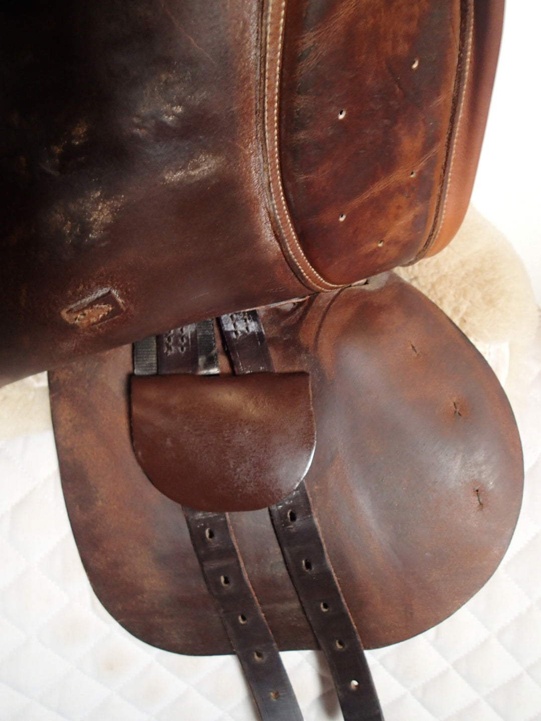 14.5" Beval LTD Junior / Pony Saddle - 4.5" dot to dot (996)