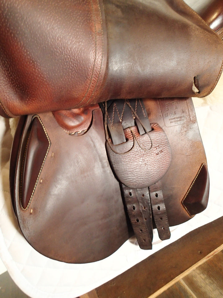 17.5" Antares Classique Saddle - 2017 - 3A Flaps - 4.75" dot to dot (997)