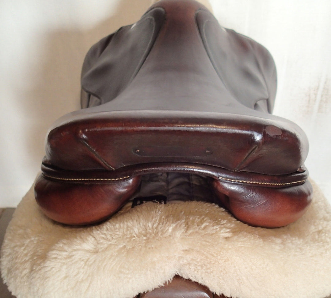 17.5" Antares Classique Saddle - 2017 - 3A Flaps - 4.75" dot to dot (997)