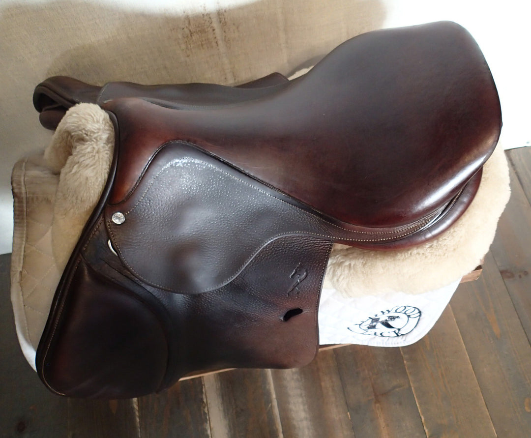 17.5" Antares Classique Saddle - 2017 - 3A Flaps - 4.75" dot to dot (997)