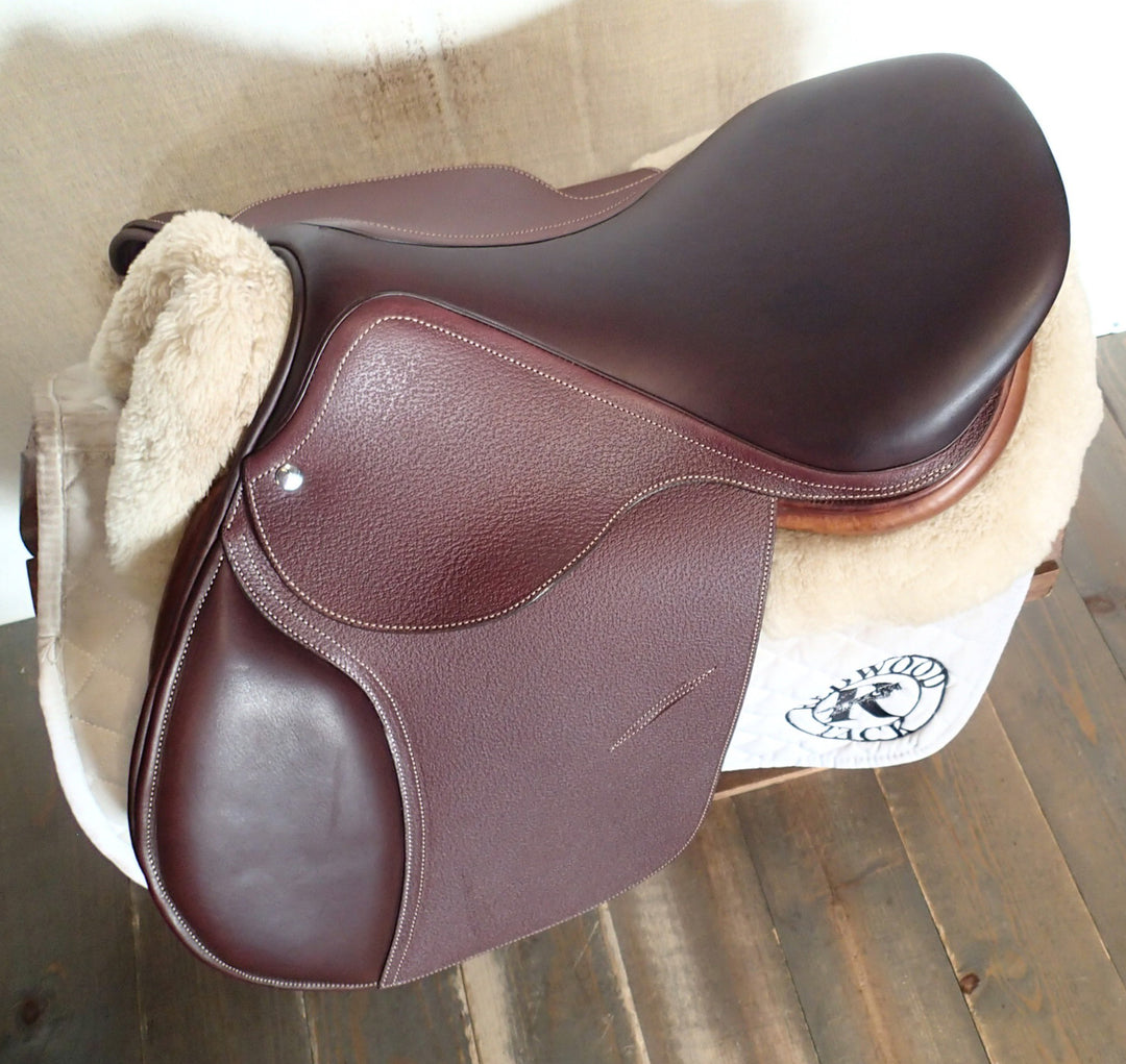 17" Luc Childeric Model M Saddle - 2008 - 4.5" dot to dot (998)