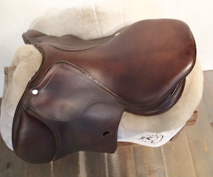 17" Antares Evolution Saddle - Full Buffalo - 2023 - 3DB Flaps - 4.75" dot to dot (999)