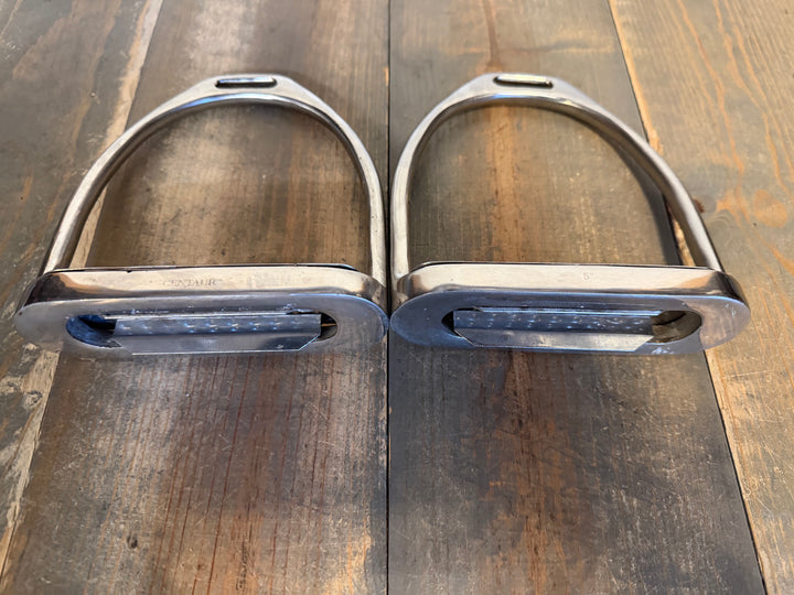 Centaur Fillis Stirrup Irons - 5"
