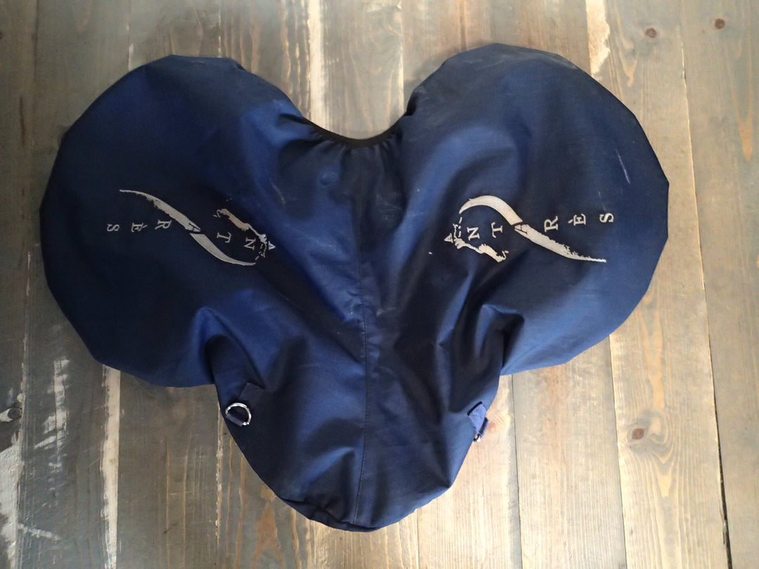 Antares Saddle Cover