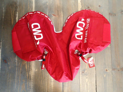 CWD Saddle Cover - NEW with tags - Size M