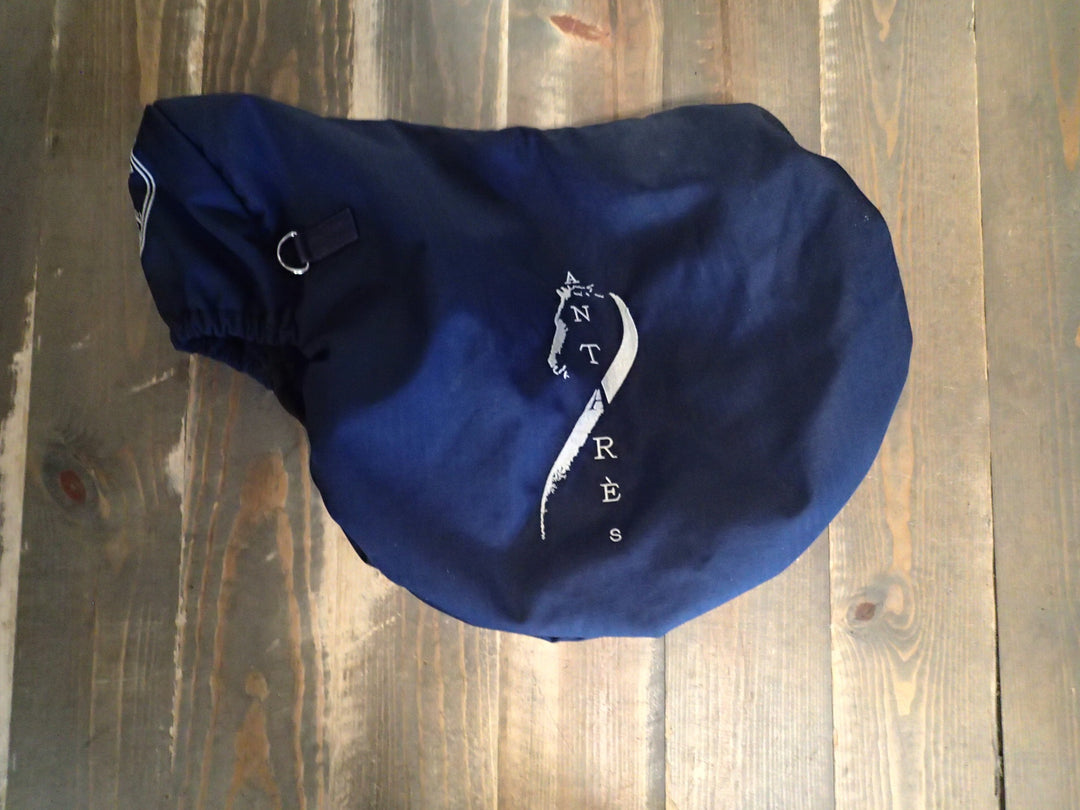 Antares Saddle Cover