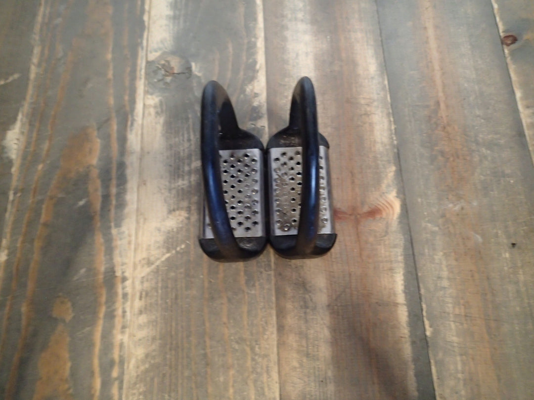 Composite Lightweight Stirrup Irons - 4.5"