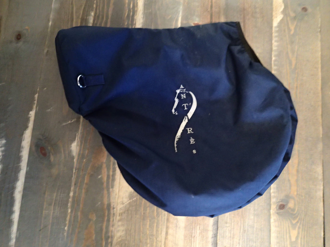 Antares Saddle Cover
