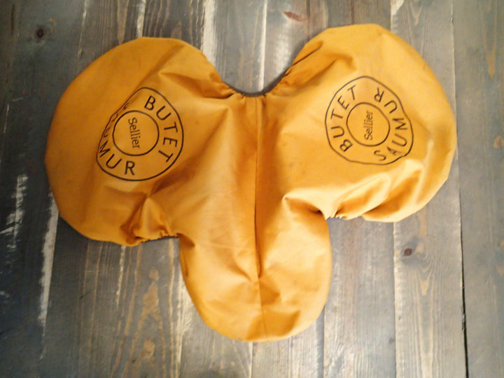 Butet Saddle Cover