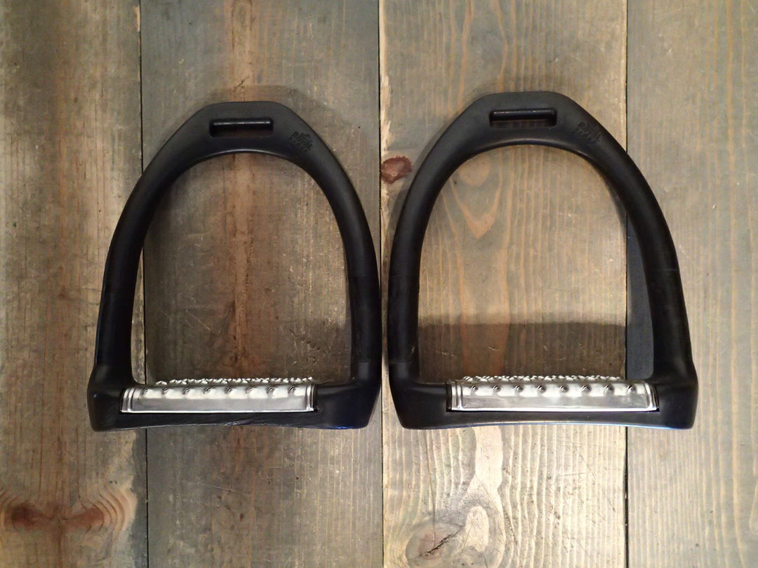 Royal Rider Flexible Composite Stirrup Irons