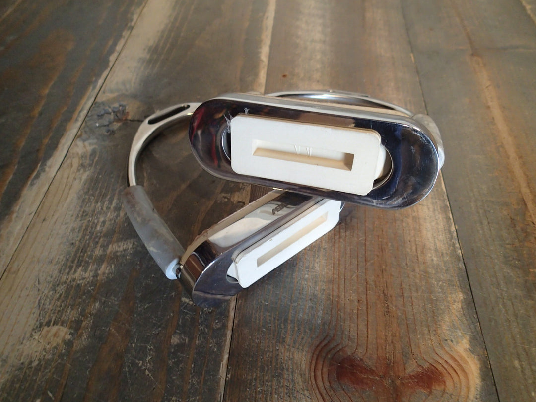Metalab Flexible Fillis Stirrup Irons - 4.5"