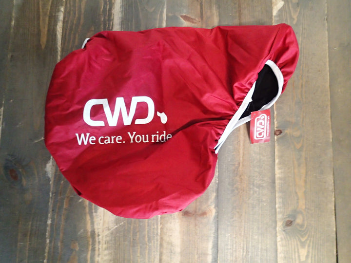 CWD Saddle Cover - NEW with tags - Size M