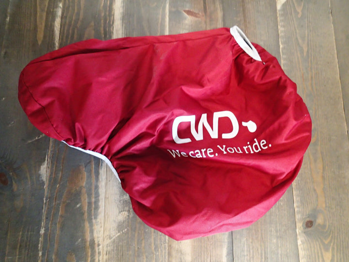 CWD Saddle Cover - NEW with tags - Size M