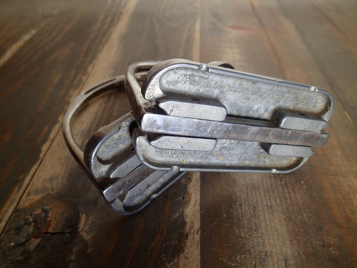 MDC Hunter Classic Stirrup Irons - 4.75"