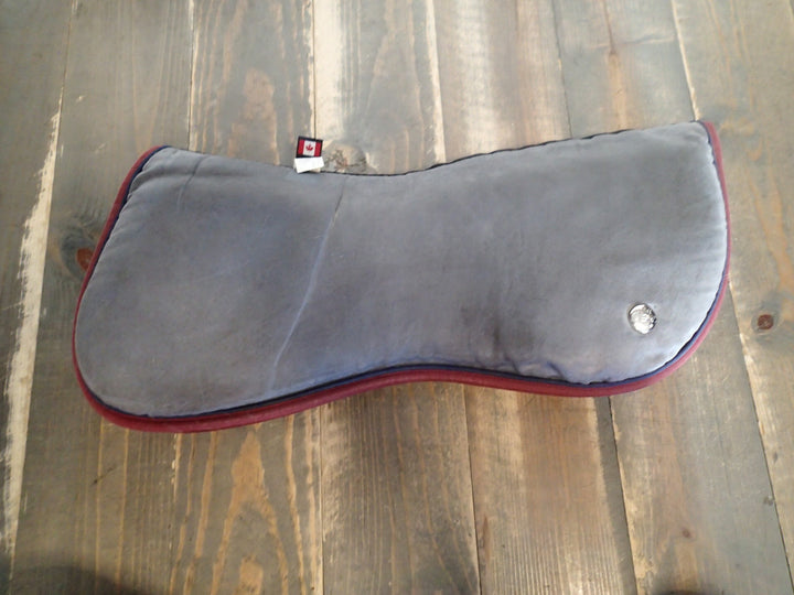 Ogilvy Half Pad