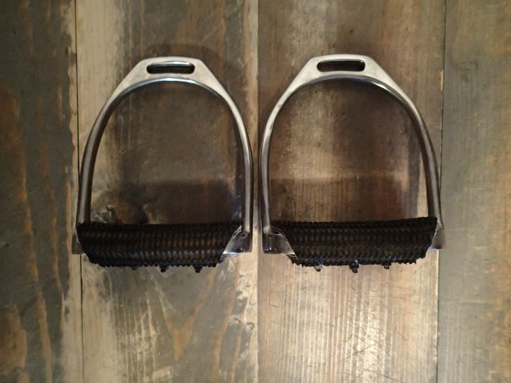Fillis Stirrup Irons with Grip Pads - 4.25"