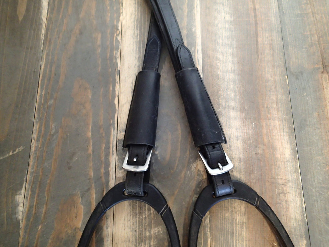 Compositi Stirrup Irons and Comfort Leathers