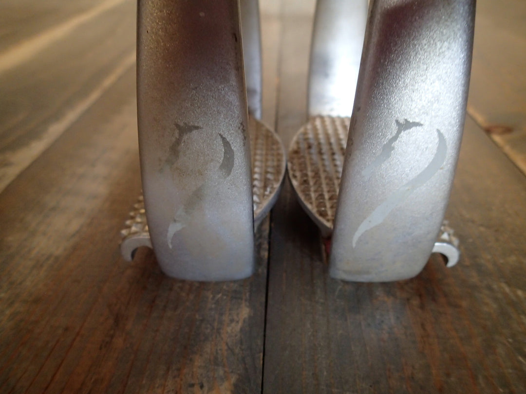 Antares Wide Bed Stirrup Irons