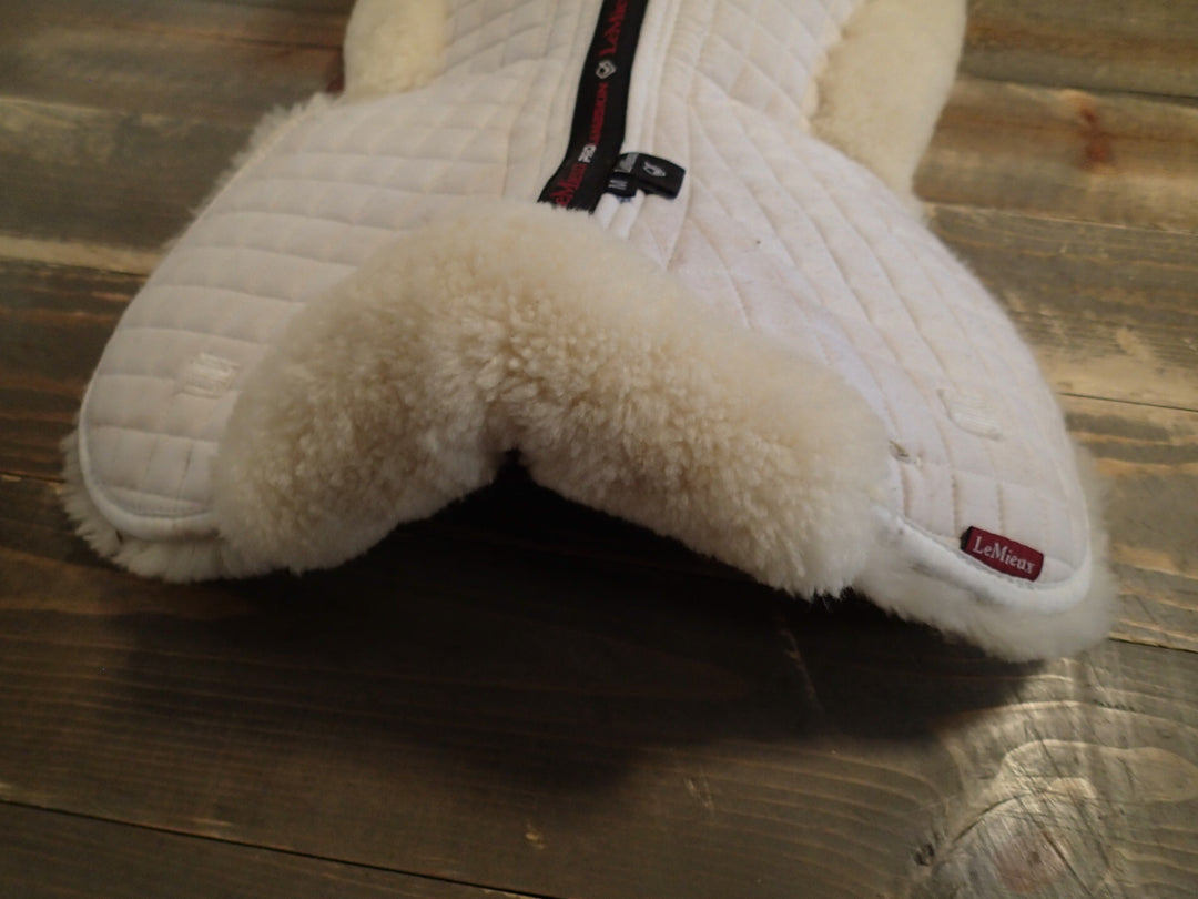 Le Mieux Sheepskin Half Pad with Shims - Size M