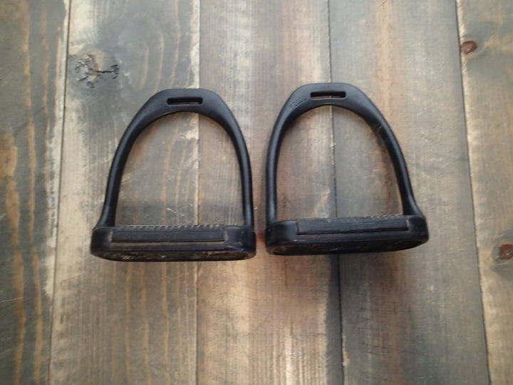 Lightweight Composite Stirrup Irons