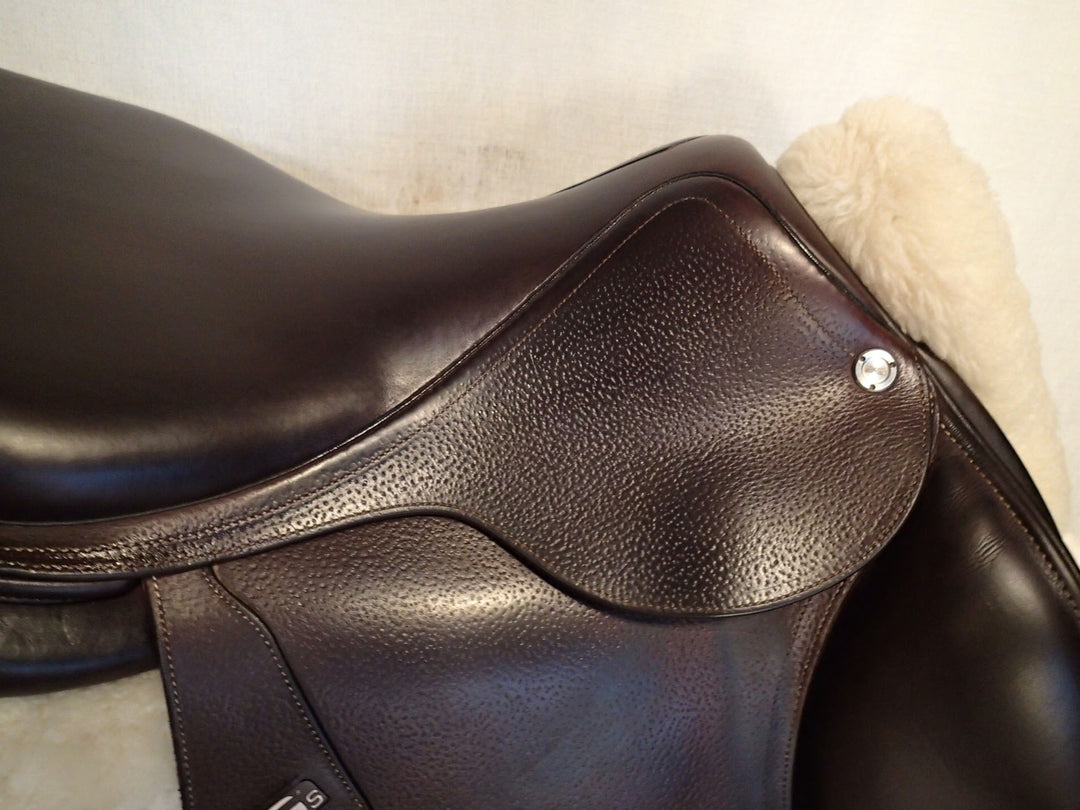 18" CWD 2Gs Saddle - 2019 - 2L Flaps - SE25