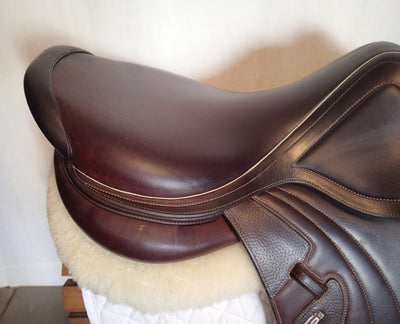 18" CWD Mademoiselle 2Gs Saddle - Full Buffalo - 2019 - 3C Flaps - SE32